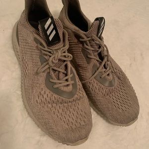 Adidas men’s 12 sneakers alpha 3 ounce